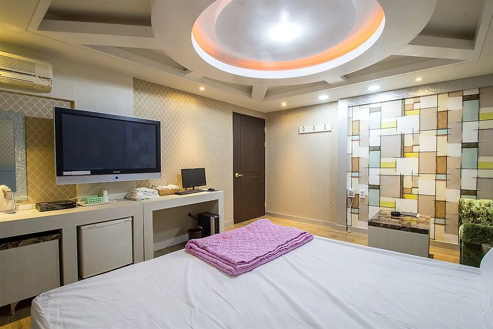 ** Motel 1Night 2Days Hotel Busan South Korea